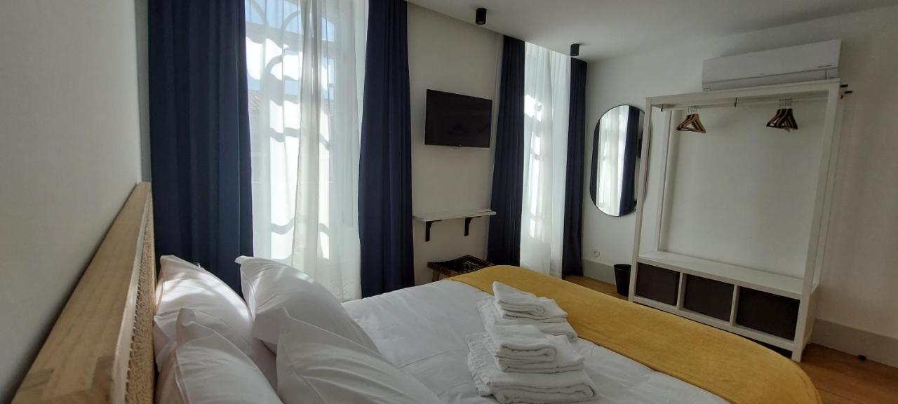 Angra Heritage - City Center Hostel อังกรา ดู เอโรอิสโม ภายนอก รูปภาพ