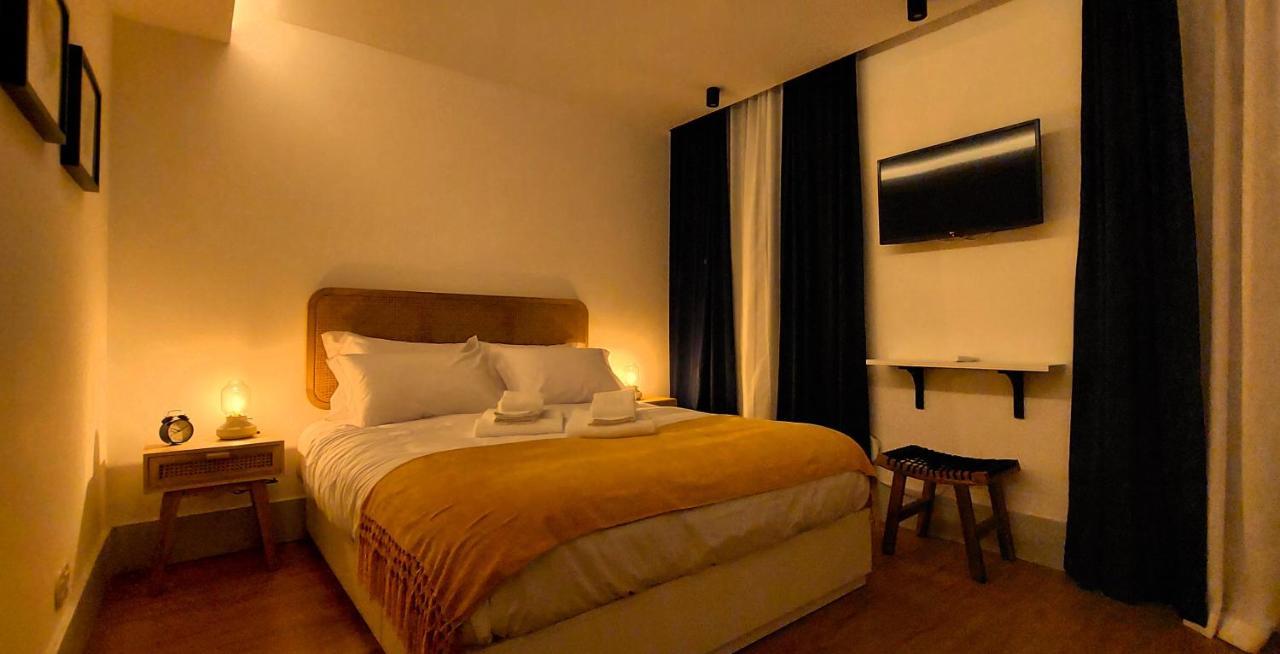 Angra Heritage - City Center Hostel อังกรา ดู เอโรอิสโม ภายนอก รูปภาพ